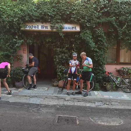 Hotel Su Marmuri