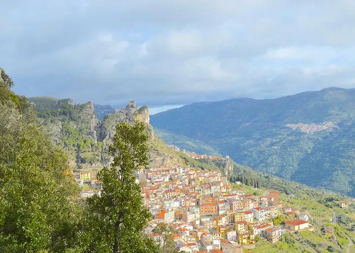 Su Marmuri Szálloda Ulassai