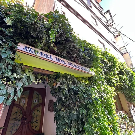 Su Marmuri Hotell 3*