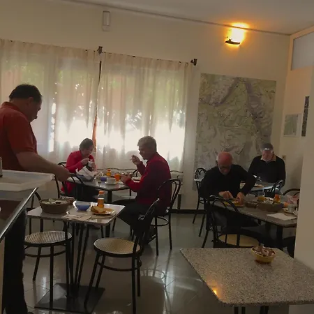 מלון Su Marmuri 3*