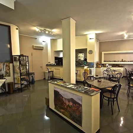 Su Marmuri Hotell 3*